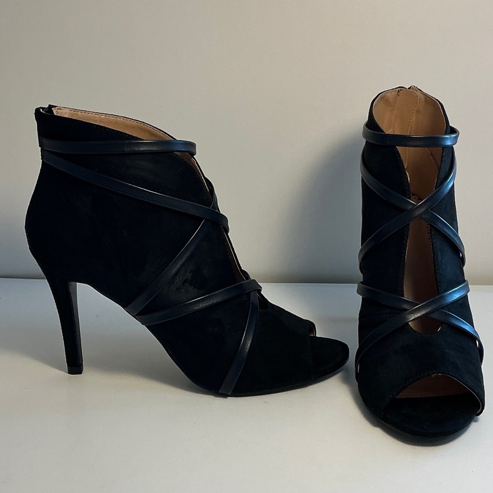 Journee Collection Samara - Picture 4 of 9